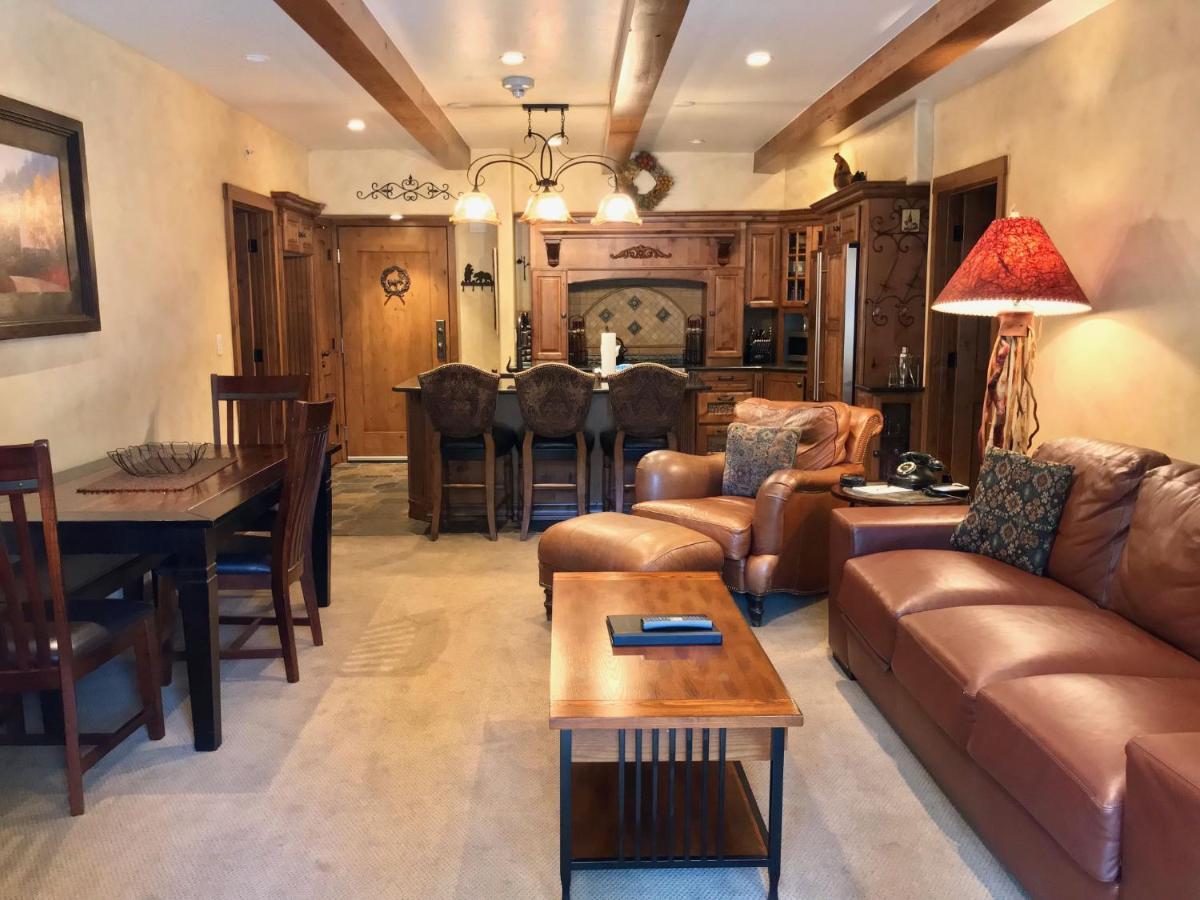 Lodge At Lionshead Vail Exteriör bild
